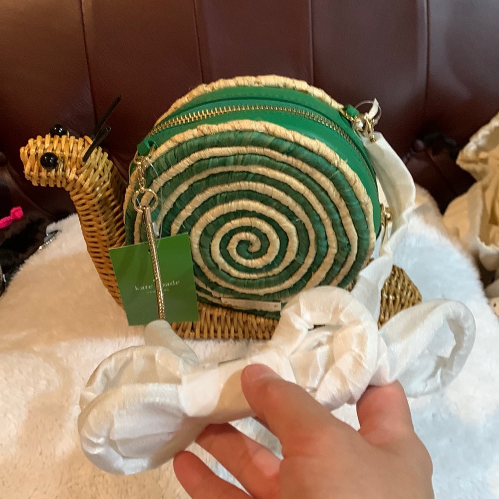 NWT Kate Spade wicker snail purse